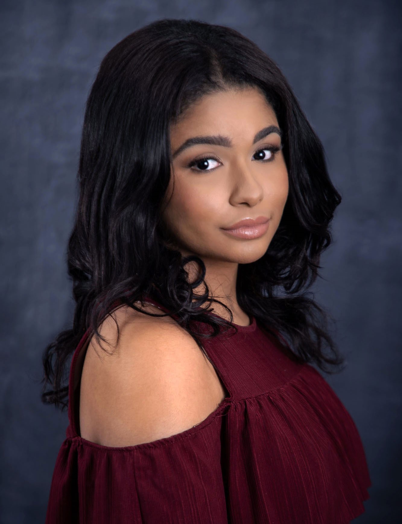 ElleRodzHeadshot